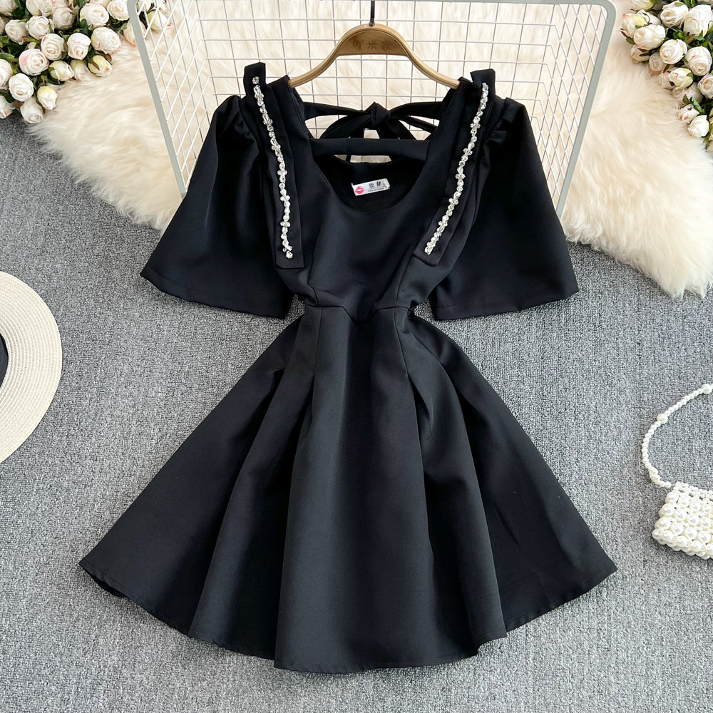 Temperament diamond studded bubble sleeves, slim waist, short A-line dress HZ1023