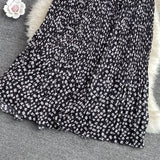 The new Korean version of high waist, slim and versatile A-line skirt HZ1023