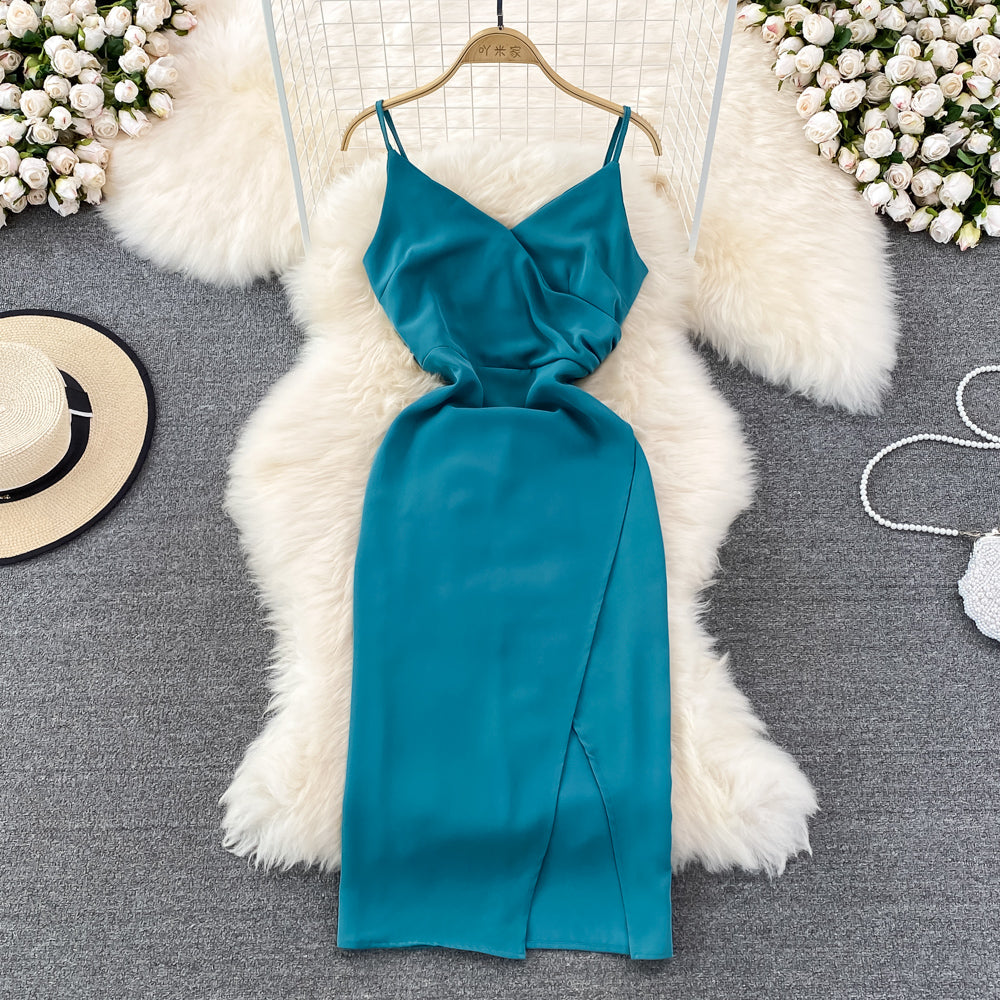 Slim and slim pleated sleeveless V-neck open hip dress HZ1023