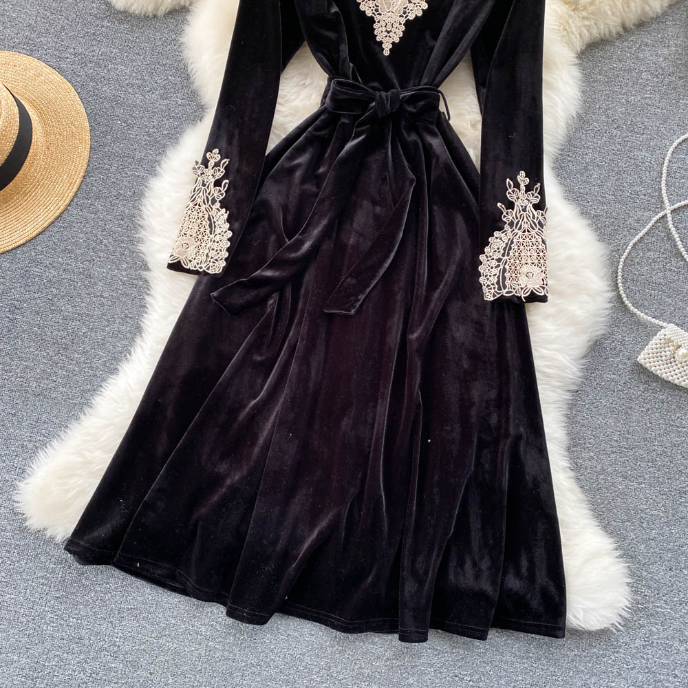 Black Velvet Lace Long Sleeve Dress Fashion Dress HZ1023