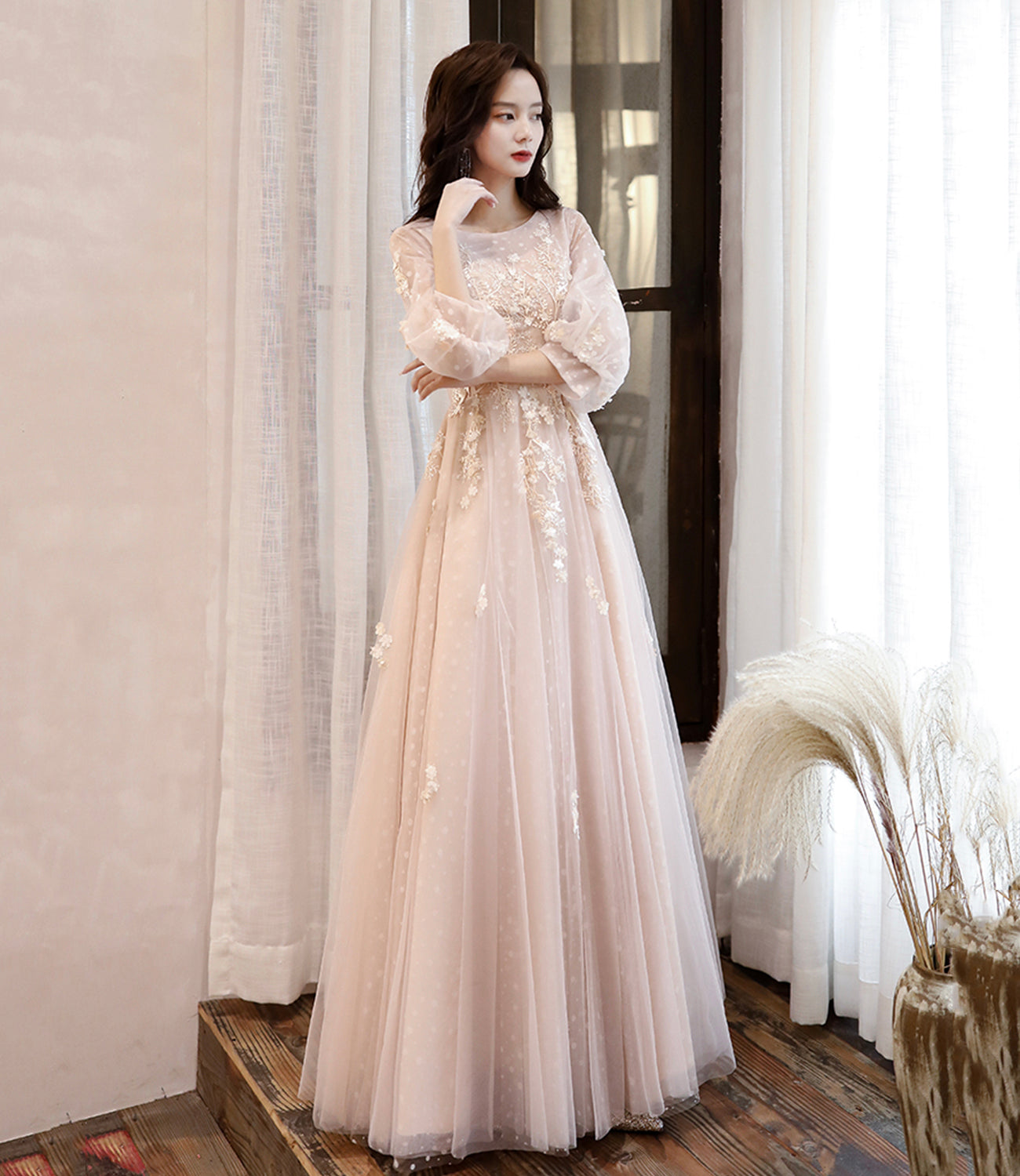 Pink Elegant Fashion A-line Lace Long sleeves Long Tulle Ball Gown Evening Gown Bridesmaid Dress HZ1023