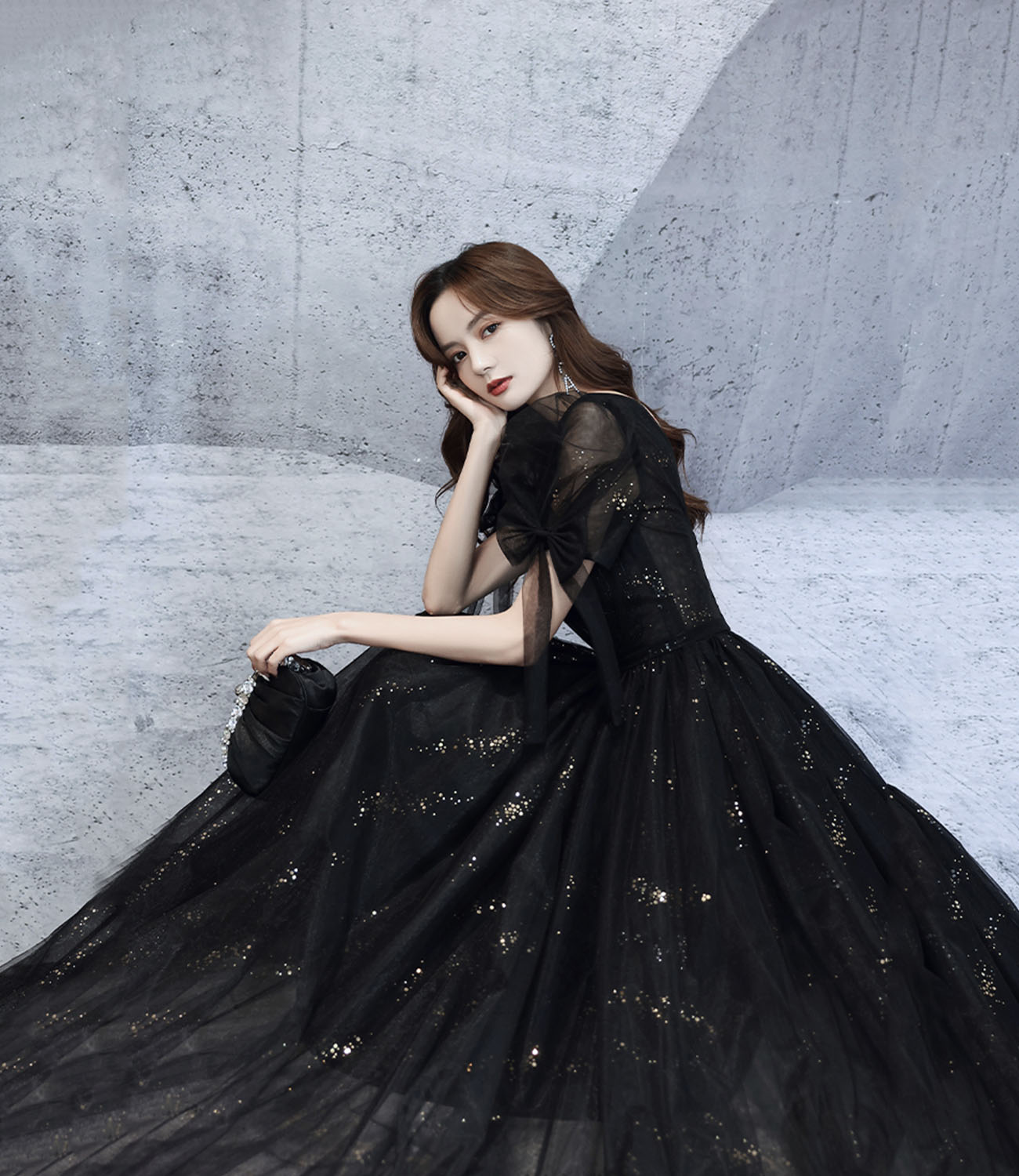 Black v neck tulle long prom dress A line evening dress HZ1023