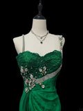 Green Vintage Fashion Elegant Exquisite Beaded Lace Long Satin Floor Length Trailing Ball Gown Evening Gown Party Dress HZ1023