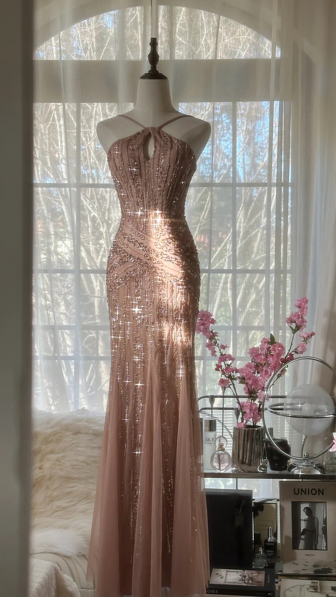 Rose pink luxury gorgeous elegant romantic exquisite beaded long chiffon ball gown evening dress party dress prom dress Valentine's Day date dress HZ1023