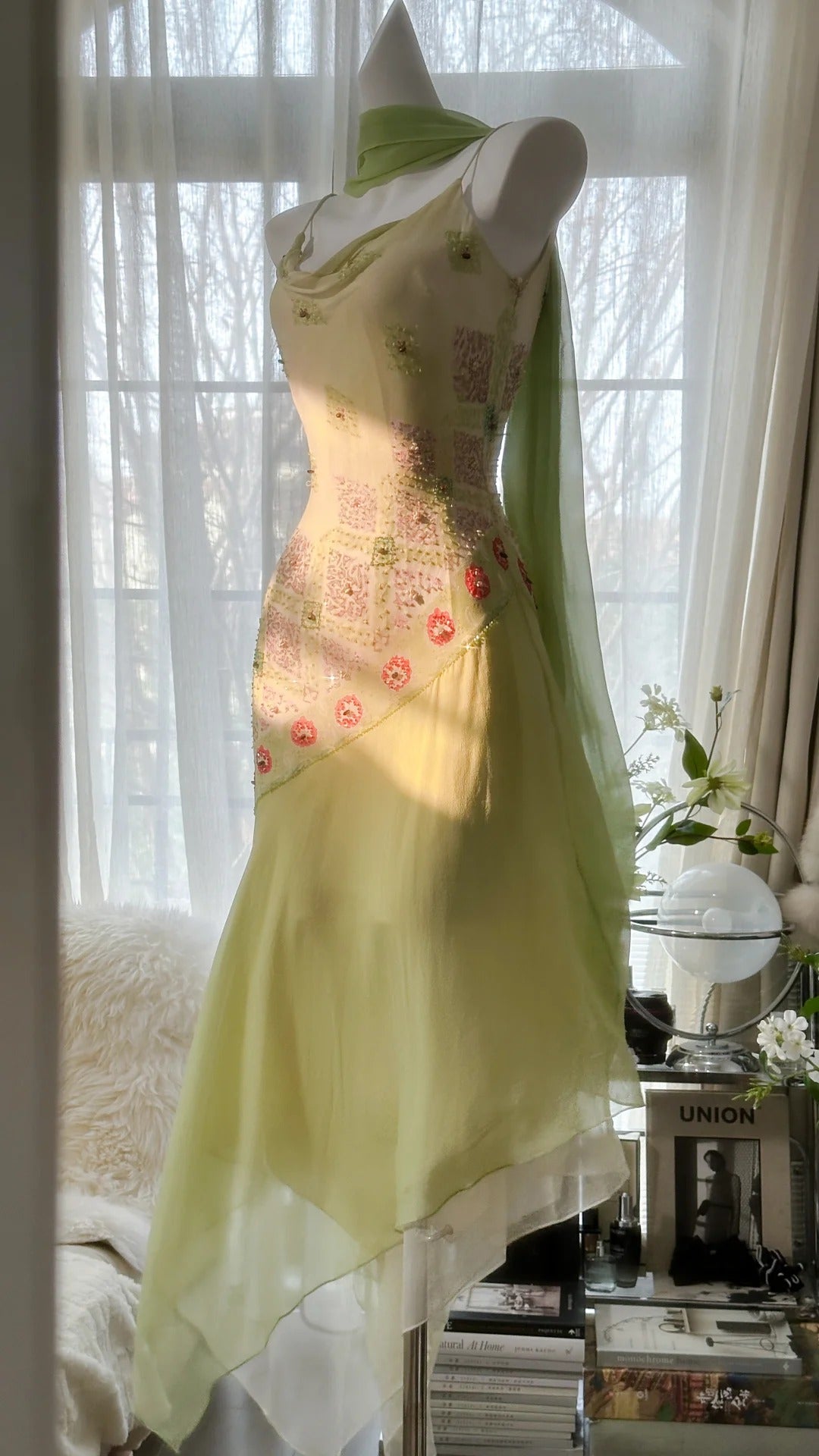 Green Elegant Romantic Delicate Floral Beading Spaghetti Strap Long Chiffon Homecoming Ball Gown Evening Dress Birthday/Wedding Guest/Holiday Party Dress Prom Dress HZ1023