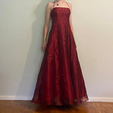 Burgundy Elegant Vintage Fashion Exquisite Beaded Long Tulle Ball Gown Evening Dress Party Dress Prom Dress HZ1023