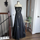 Black vintage fashion elegant exquisite beaded floral spaghetti straps long A-line satin tulle ball gown evening dress party dress prom dress HZ1023