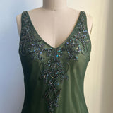 Green Vintage V Neck Elegant Exquisite Beaded Long Chiffon Ball Gown Evening Gown Party Dress Prom Gown HZ1023