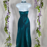 Green Fashion Elegant V-neck Halter Backless Lace-up Long Satin Floor-length prom dress Evening Gown Party Dress HZ1023