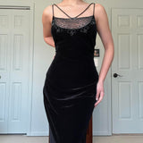 Vintage Black Velvet Gorgeous Exquisite Beading Elegant Spaghetti Strap Long Velvet Ball Gown Evening Dress Birthday Party Dress Prom Dress HZ1023