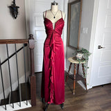 Red Retro Fashion Elegant Exquisite Rhinestone Long Slim Fit Ruffled Spaghetti Straps Ball Gown Evening Gown Party Dress Prom Gown HZ1023