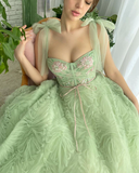 Gorgeous green long tiered ruffled ball gown embroidered lace applique beaded bow strappy evening gown with pockets HZ1023