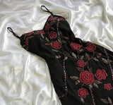 Black gorgeous tight strapless exquisite red rose floral beaded long tulle ball gown evening dress HZ1023