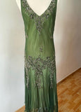Green Vintage Elegant Delicate Floral Applique Beaded Long tulle Chiffon Prom Gown Evening Dress Party Dress HZ1023