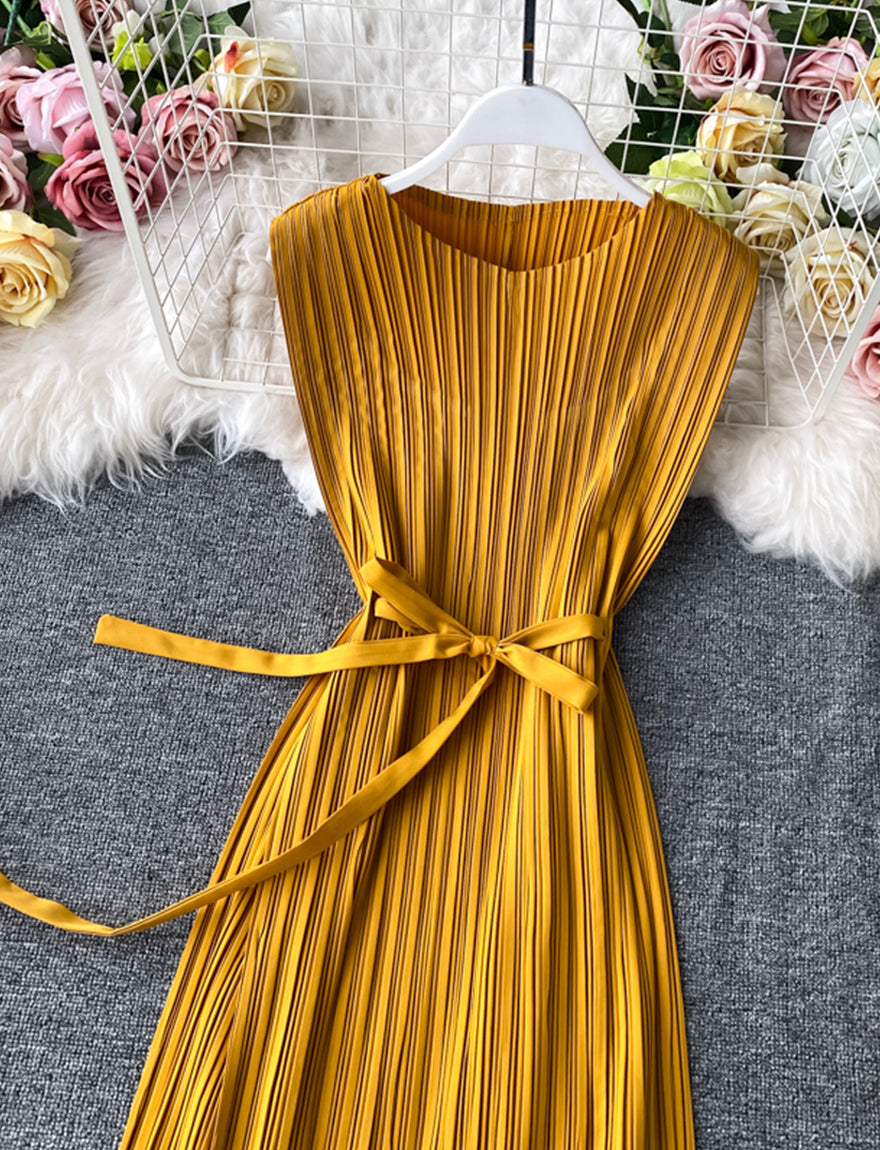 A line sleeveless pleated dress women's dress HZ1023